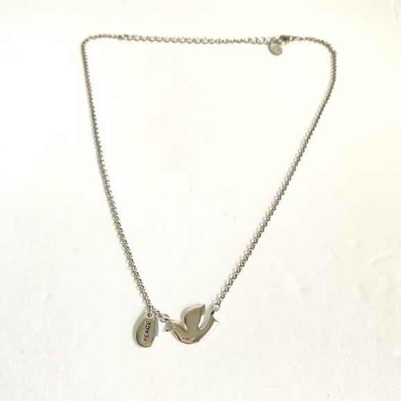 SOLD Vintage Cookie Lee Peace Dove Necklace Silver Tone Bird Dainty Holiday - Picture 3 of 8